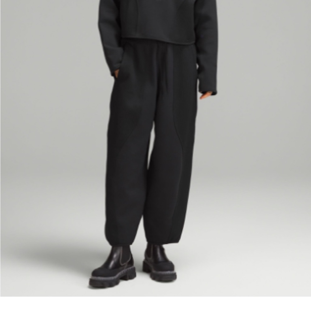 NWT lululemon tapered high rise pants